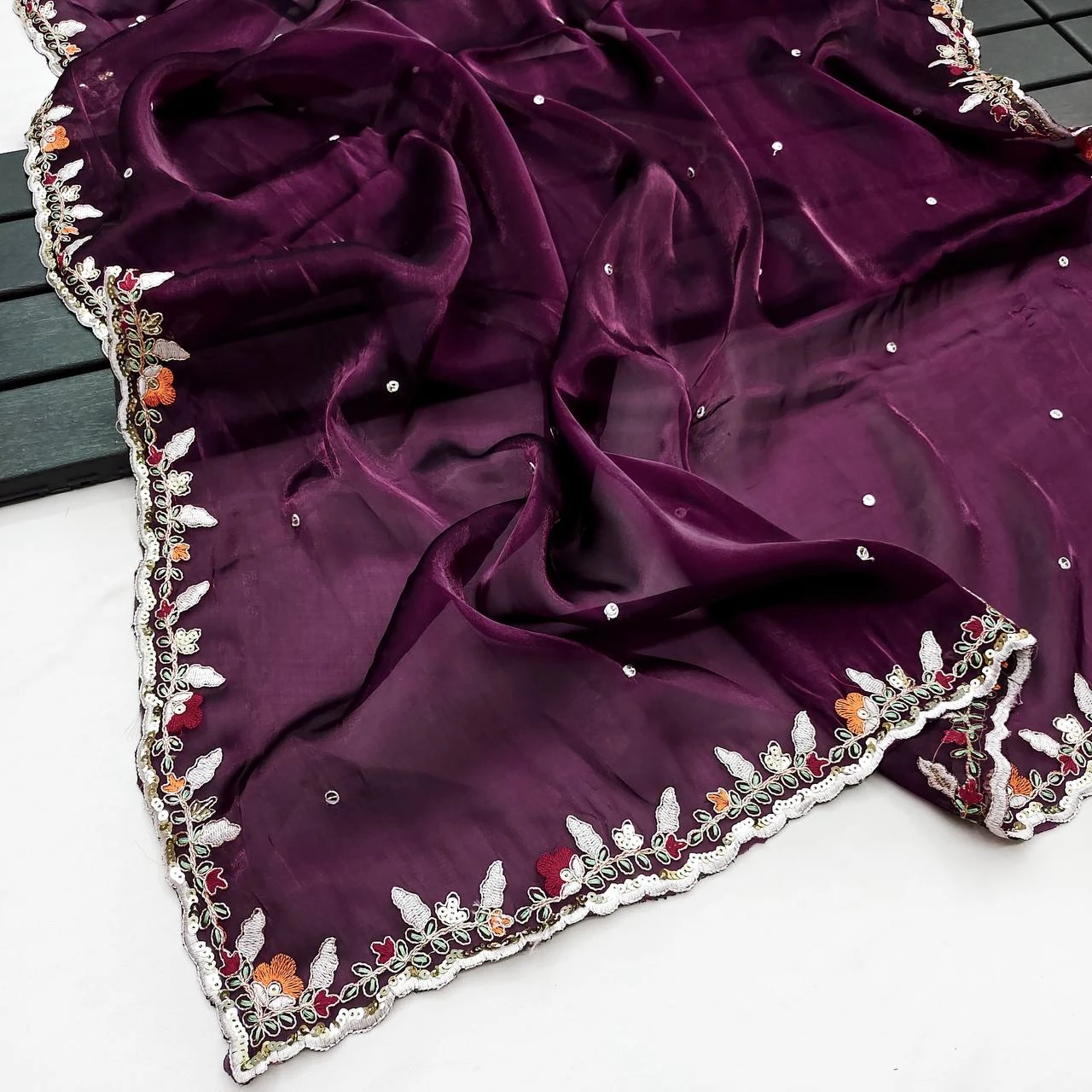 Vardan Ethnic Bt-1237 Pure Soft Jimmy Choo Silk Wholesale Fancy Saree — Wholesale Sarees, MPA wholesale from Surat - Gallery Image 4